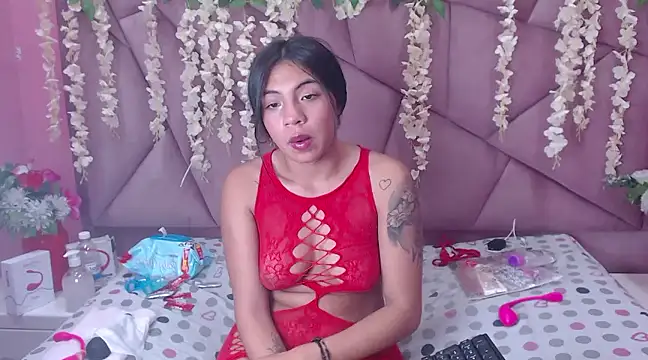 arianaa tompsoon online show from February 20, 2025, 4:50 am