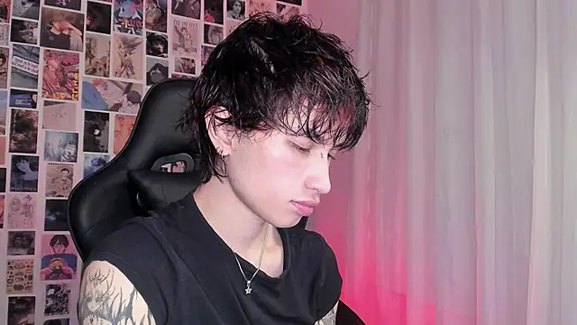 liamelf online show from November 16, 2025, 3:33 am