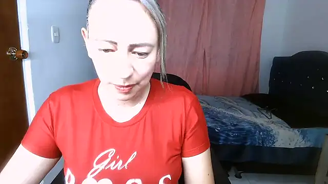 Snapshot of Chanel_87xxx chatting on July 8, 2026, 11:16 pm Chanel 87xxx online show from July 8, 2026, 11:16 pm