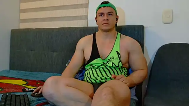 Snapshot of MarksMuscle chatting on April 24, 2026, 4:25 am MarksMuscle online show from April 24, 2026, 4:25 am