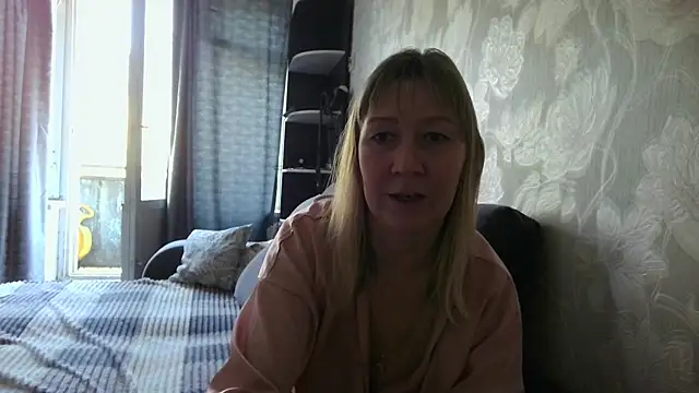 Snapshot of WindChristy chatting on May 4, 2026, 9:34 am WindChristy online show from May 4, 2026, 9:34 am