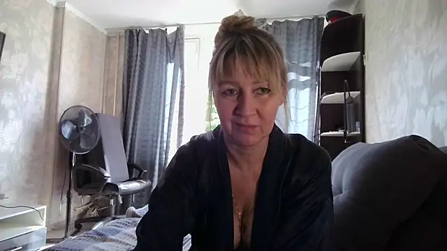 Snapshot of WindChristy chatting on May 23, 2026, 12:59 pm WindChristy online show from May 23, 2026, 12:59 pm