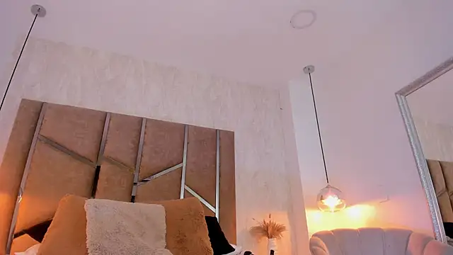 Snapshot of Martinaa_Jones_ chatting on January 9, 2026, 12:01 pm Martinaa Jones online show from January 9, 2026, 12:01 pm