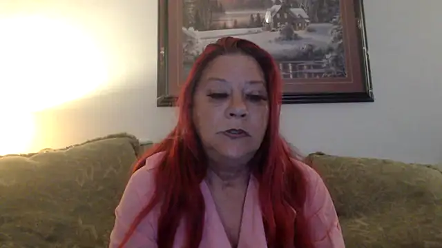 LexxiLeeds online show from October 8, 2025, 10:39 am