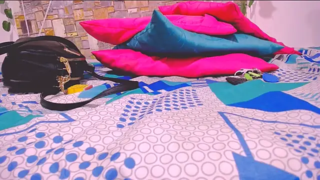 MaidenGame online show from April 20, 2026, 3:24 pm