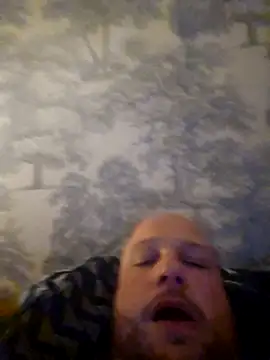 Snapshot of destructeur6 chatting on April 23, 2026, 7:04 pm destructeur6 online show from April 23, 2026, 7:04 pm