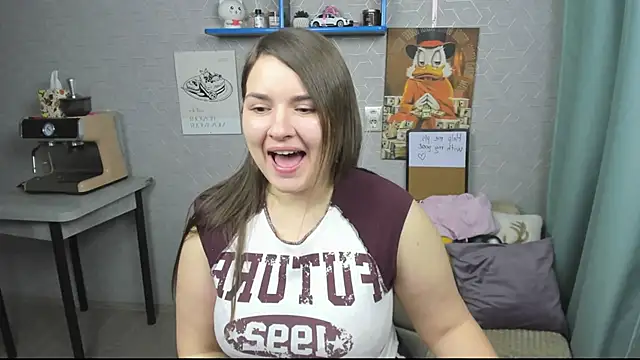 LineraPitts online show from October 6, 2025, 1:12 pm