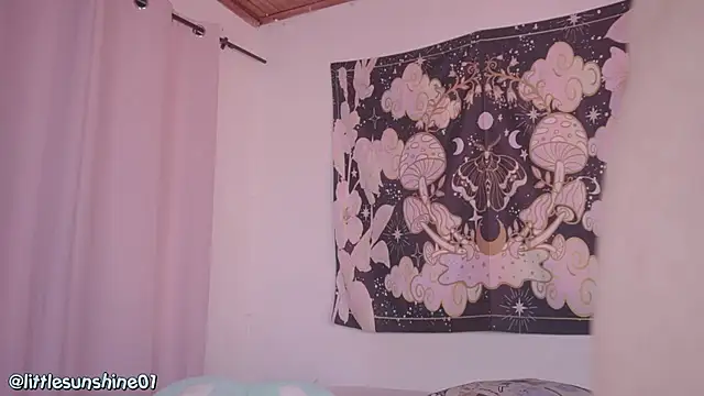 simonbane01 online show from February 10, 2025, 6:35 pm