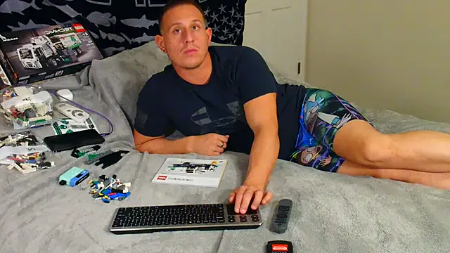 zack Fisher online show from February 5, 2025, 3:23 am