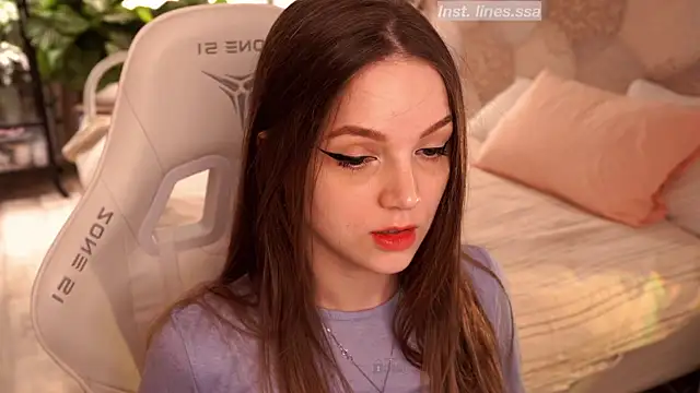 linessssa online show from April 3, 2026, 6:36 pm