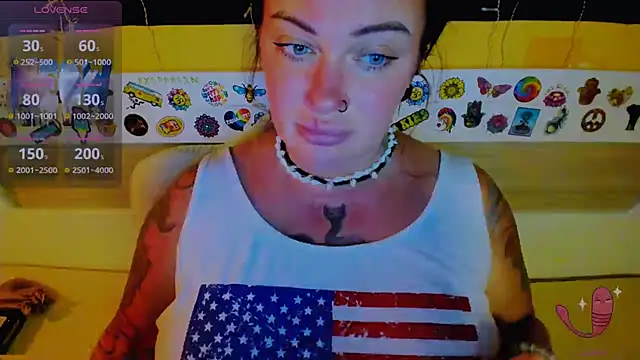 EllieOz online show from September 14, 2025, 6:41 pm