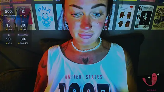 EllieOz online show from April 8, 2026, 5:03 pm