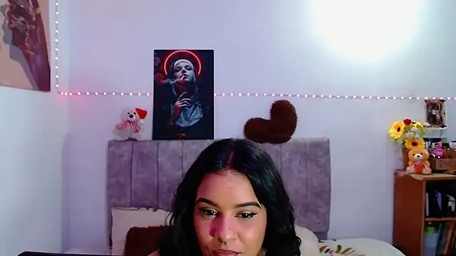 Snapshot of JossieGrey chatting on November 11, 2025, 5:13 am JossieGrey online show from November 11, 2025, 5:13 am