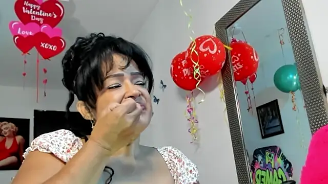 seleneh online show from February 19, 2026, 8:17 pm