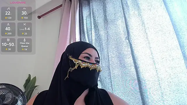 Snapshot of Amina_hafsa chatting on April 23, 2026, 7:48 pm Amina hafsa online show from April 23, 2026, 7:48 pm
