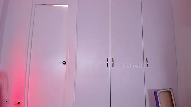 roselinedior online show from September 11, 2025, 3:12 pm