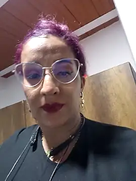 andreafetishx online show from February 22, 2025, 10:42 pm