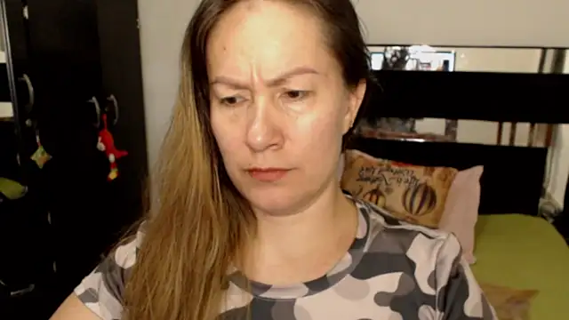 CATRINA-83 online show from February 4, 2026, 4:35 pm