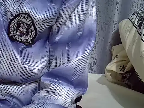 sweet veee online show from October 25, 2025, 7:03 pm