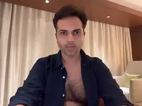 immog727 online show from December 28, 2024, 8:04 pm