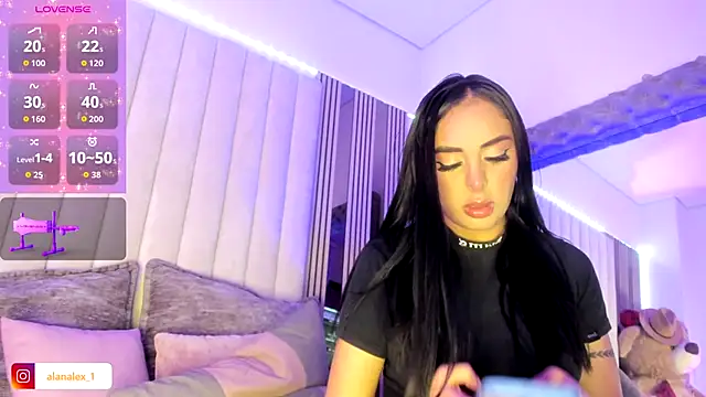 AlanaLexx  online show from October 1, 2025, 4:06 am