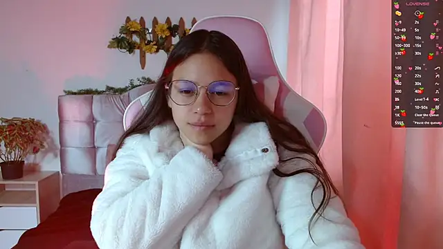 SamanthaRoldaan online show from March 14, 2025, 1:24 pm