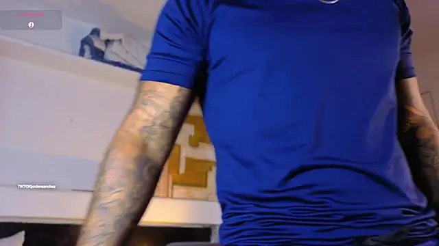 JordanSmiith  online show from January 14, 2026, 9:40 pm