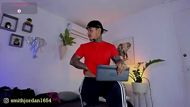 JordanSmiith  online show from March 18, 2025, 8:26 pm