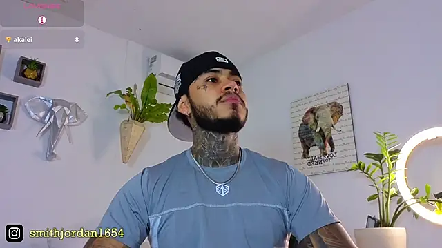 JordanSmiith  online show from September 17, 2025, 8:33 pm