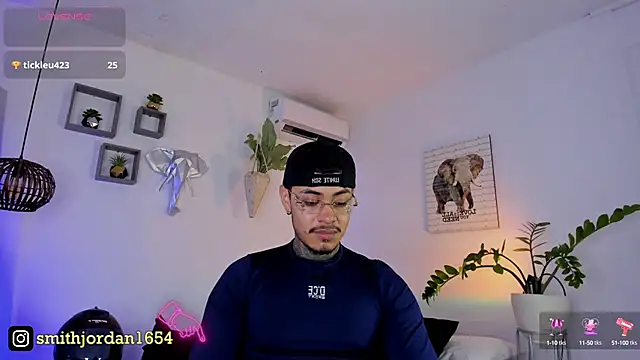 JordanSmiith  online show from March 17, 2025, 11:57 pm