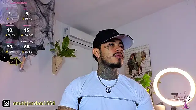 JordanSmiith  online show from October 23, 2025, 8:51 pm