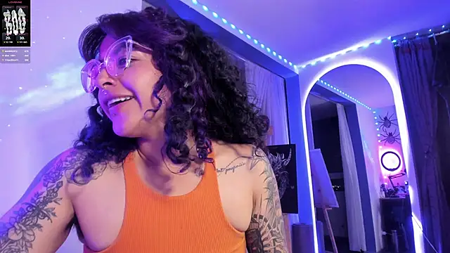 witchviolet online show from March 2, 2025, 5:01 am