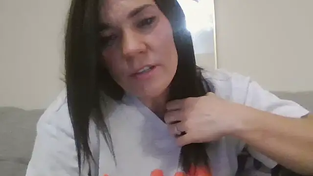 Snapshot of Aahananicole chatting on June 7, 2026, 7:57 am Aahananicole online show from June 7, 2026, 7:57 am
