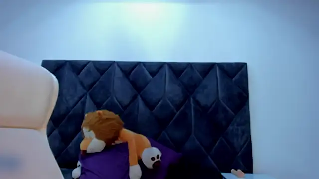 Linisprincehot69 online show from February 9, 2025, 7:59 am