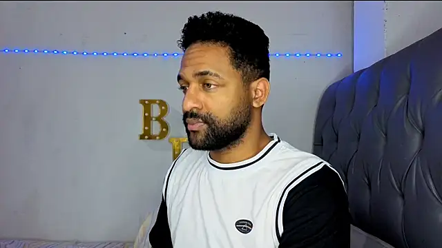 bbcblackhot34 online show from March 30, 2026, 4:25 am