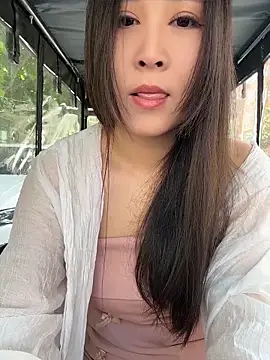 Snapshot of Fannywell chatting on May 29, 2026, 7:58 am Fannywell online show from May 29, 2026, 7:58 am