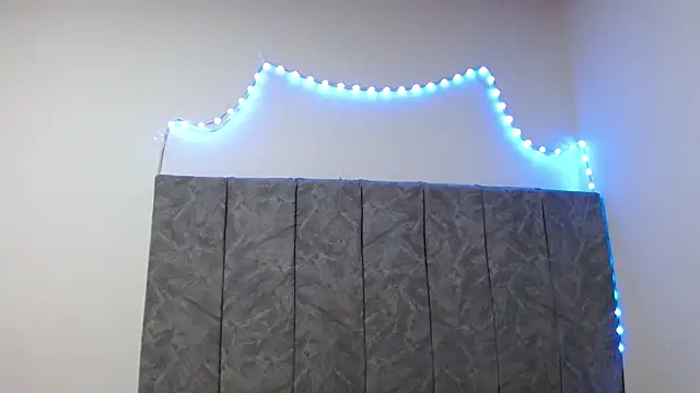 linda 33 online show from September 21, 2025, 11:54 pm