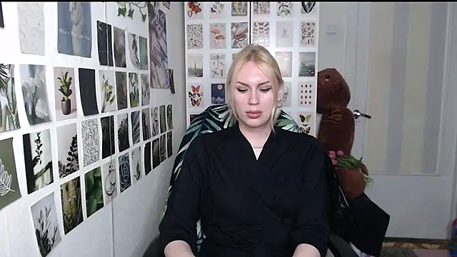 Snapshot of CapriScorpion chatting on June 1, 2026, 1:55 pm CapriScorpion online show from June 1, 2026, 1:55 pm