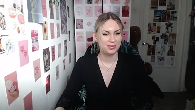 CapriScorpion online show from March 16, 2025, 1:06 pm