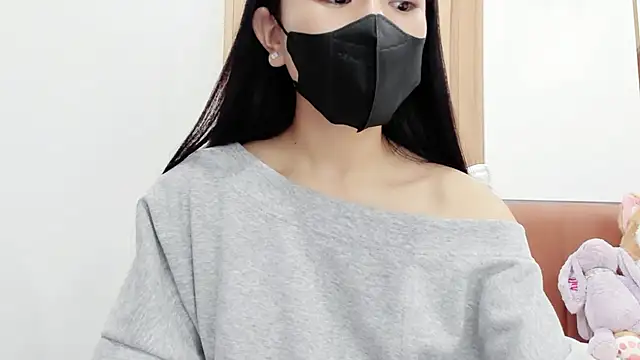 Lita-Julia online show from March 15, 2025, 4:54 pm