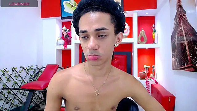 KatrinaQueen1 online show from November 1, 2025, 10:47 pm