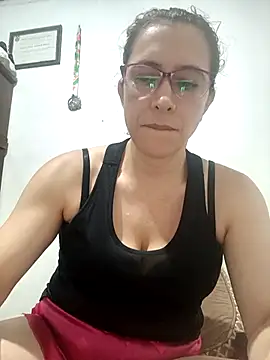 Snapshot of mademonsexy chatting on March 18, 2025, 1:46 am mademonsexy online show from March 18, 2025, 1:46 am