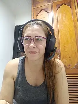 Snapshot of mademonsexy chatting on July 10, 2026, 3:39 am mademonsexy online show from July 10, 2026, 3:39 am