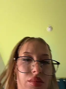 Leyladieistso47 online show from March 19, 2025, 11:14 pm