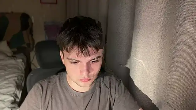 superfluboy  online show from November 13, 2025, 4:00 pm