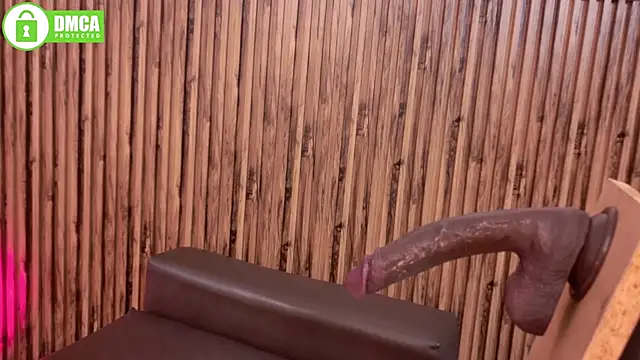 evelynjohnsoon online show from March 30, 2026, 1:45 pm