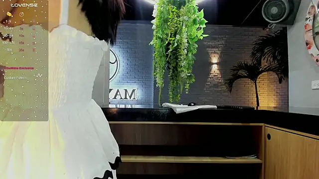 AnneDixie online show from March 8, 2026, 3:10 am