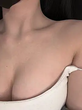 Jessa baby online show from March 15, 2025, 4:02 am