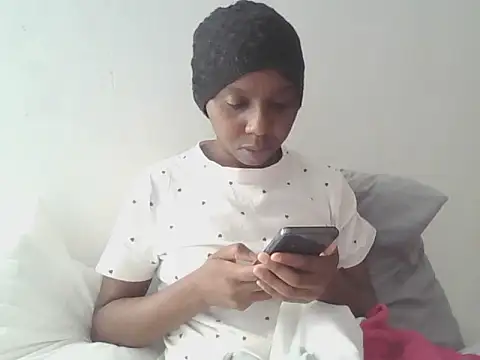 Snapshot of Sexxybella27 chatting on May 10, 2026, 1:46 pm Sexxybella27 online show from May 10, 2026, 1:46 pm