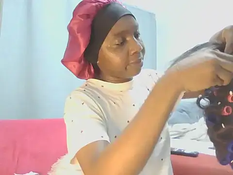 Snapshot of Sexxybella27 chatting on June 14, 2026, 7:59 pm Sexxybella27 online show from June 14, 2026, 7:59 pm